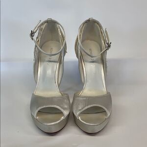 Menbur 1967 Satin Peep Toe Jeweled Platform Heels